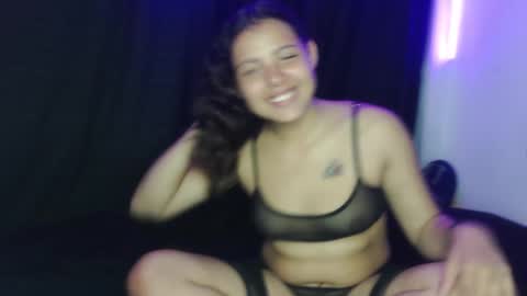 Snapshot of jessie_wild chatting on January 9, 7:42 am jessie_wild online show from January 9, 7:42 am