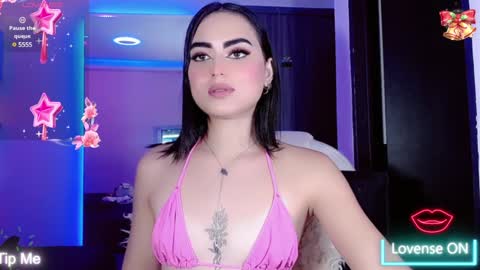 Snapshot of jessieafrodita chatting on December 21, 10:06 am Jessieafroditas room online show from December 21, 10:06 am