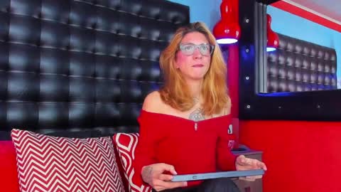 ---Jessie--- online show from April 2, 4:21 am