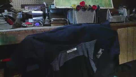 Snapshot of jessiehammerdik chatting on March 10, 3:23 am Dixon Cider online show from March 10, 3:23 am