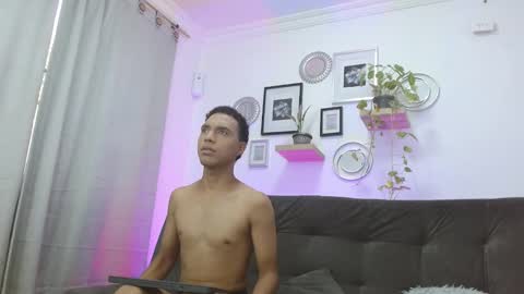 jessiel online show from September 10, 7:14 pm