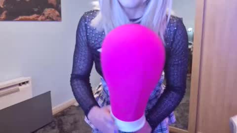 Snapshot of jessiessicaxx chatting on January 12, 8:25 pm Jessiessicaxx online show from January 12, 8:25 pm