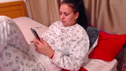 jessiestar3 online show from March 2, 8:37 pm