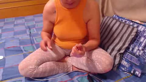 jessiestar3 online show from May 2, 4:06 am