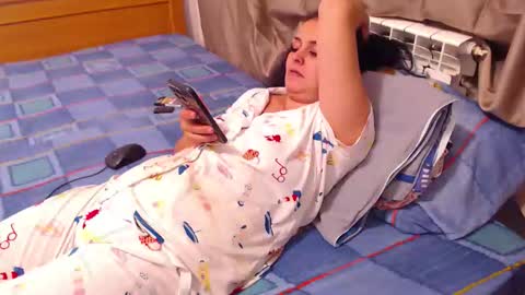 jessiestar3 online show from May 9, 10:26 pm