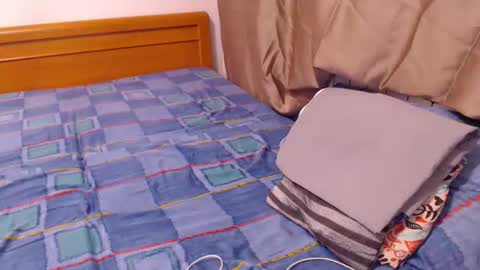 jessiestar3 online show from May 10, 11:43 pm