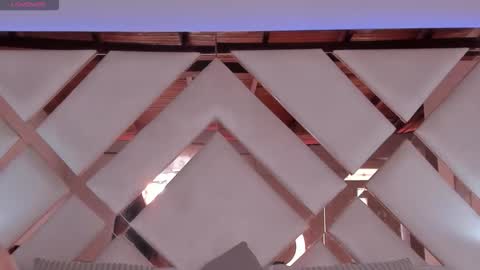 JESSICA STONNE online show from January 10, 7:15 pm