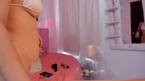 jessica online show from February 14, 9:33 pm