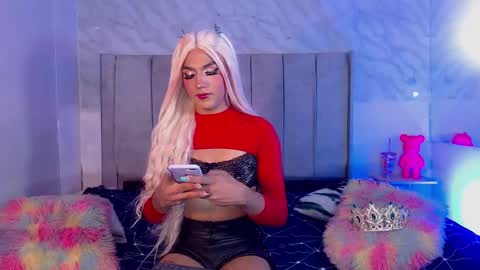 JESS online show from December 5, 7:49 am