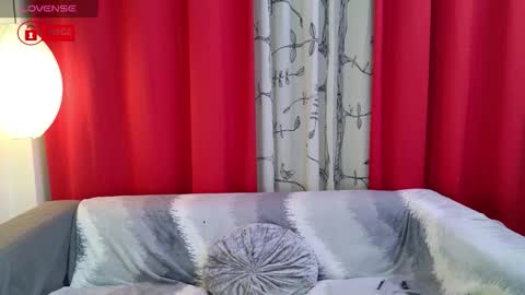 JessTheWicked online show from November 11, 7:03 pm