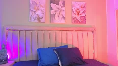 Jessy Mateus online show from March 22, 12:30 pm