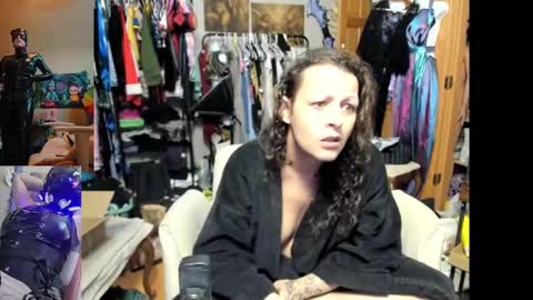 Snapshot of jessyboi0504 chatting on October 3, 11:29 am seductress Cyber Succubus online show from October 3, 11:29 am