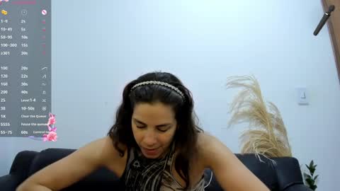 jessye_golden online show from May 12, 2:03 pm