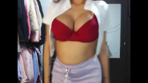 Jessy online show from May 8, 4:12 pm