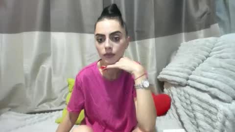 Jessy online show from November 17, 6:46 pm