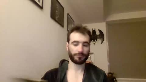 Snapshot of jestersquid89 chatting on March 5, 9:15 pm jestersquid89 online show from March 5, 9:15 pm