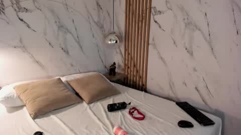 Jessica online show from November 15, 4:03 pm