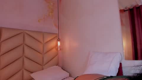 Jessica online show from December 13, 7:53 pm