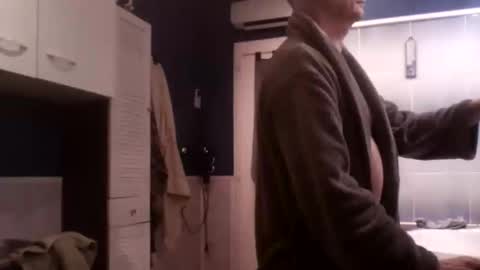 Snapshot of jet66000 chatting on February 19, 8:43 am jet66000 online show from February 19, 8:43 am