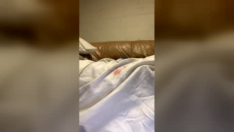 jetjon762844 online show from May 23, 7:46 am