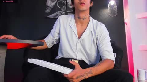 jett_savage online show from September 10, 1:00 pm