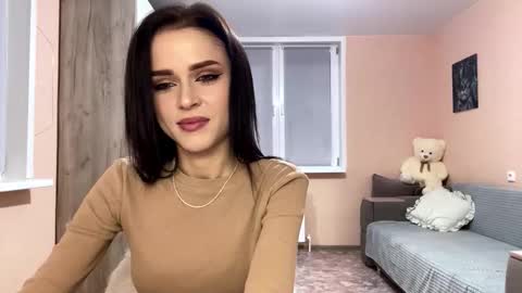 Lea online show from November 9, 3:21 pm