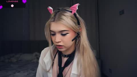 Daryl online show from November 15, 6:15 pm