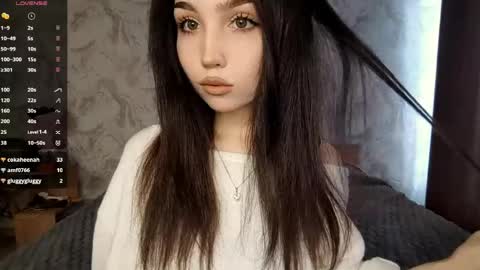 I am Gina ntmu Lets hit 10 Thumbs Up together online show from May 11, 7:36 am