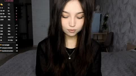 I am Gina ntmu Lets hit 10 Thumbs Up together online show from May 16, 6:32 am