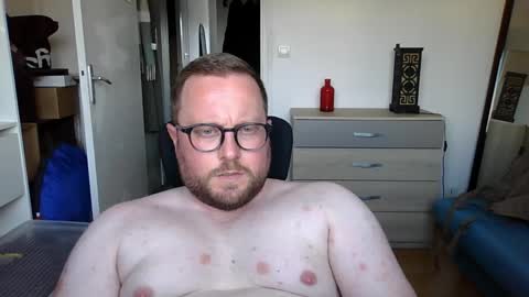 jeuneloup92 online show from May 26, 4:36 pm