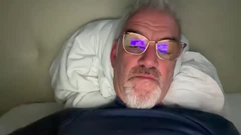 Snapshot of jewlronny chatting on February 3, 6:56 am jewlronny online show from February 3, 6:56 am
