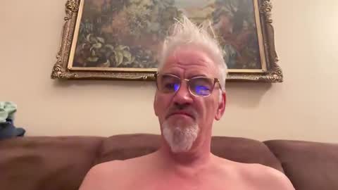 Snapshot of jewlronny chatting on March 1, 8:53 pm jewlronny online show from March 1, 8:53 pm