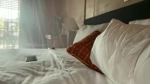 jewlronny online show from March 6, 5:53 pm