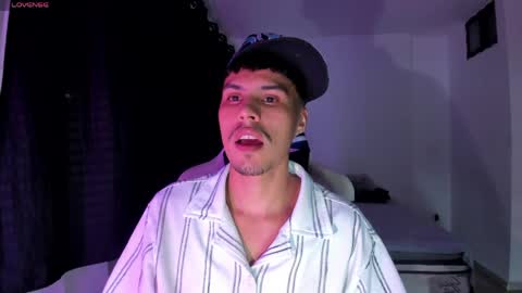 Jeyden Camilo online show from June 6, 1:00 am