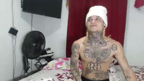 Snapshot of jeykob_23 chatting on December 12, 4:48 am JEYKOB online show from December 12, 4:48 am