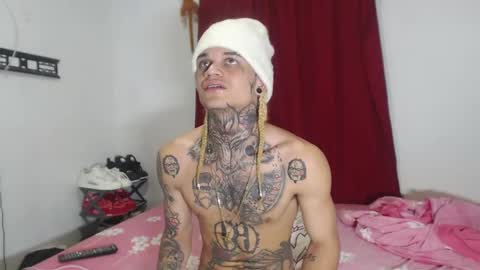 Snapshot of jeykob_23 chatting on January 21, 6:33 am JEYKOB online show from January 21, 6:33 am
