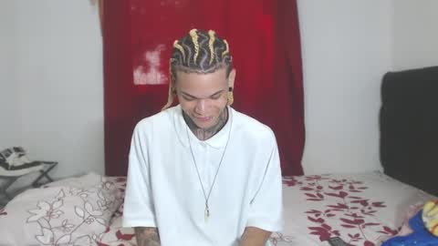Snapshot of jeykob_23 chatting on February 1, 7:44 pm JEYKOB online show from February 1, 7:44 pm