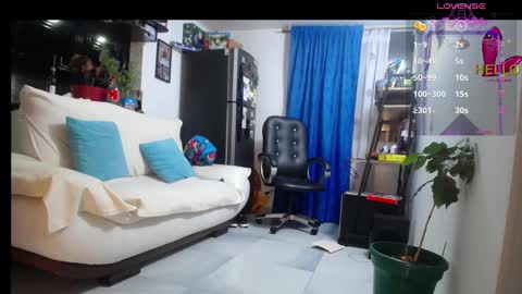 Camila online show from January 11, 11:35 pm