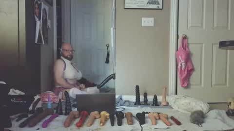 Snapshot of jghosty69 chatting on January 5, 7:28 pm Nasty Cumslut online show from January 5, 7:28 pm