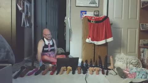 Snapshot of jghosty69 chatting on February 7, 12:42 am Nasty Cumslut online show from February 7, 12:42 am