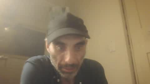 Snapshot of jglarsbel chatting on April 2, 8:56 am jglarsbel online show from April 2, 8:56 am