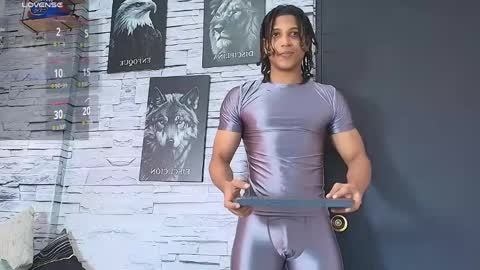 jhay_wheeler777 online show from May 17, 6:04 pm
