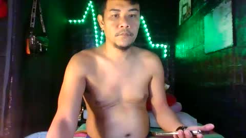 Snapshot of jherry26 chatting on January 7, 9:18 am jherry26 online show from January 7, 9:18 am