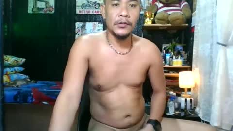 Snapshot of jherry26 chatting on January 10, 2:04 am jherry26 online show from January 10, 2:04 am