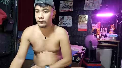 Snapshot of jherry26 chatting on October 2, 8:21 am jherry26 online show from October 2, 8:21 am