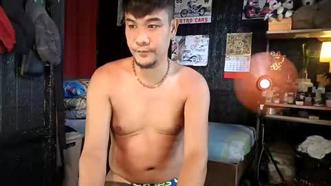 Snapshot of jherry26 chatting on October 15, 2:22 am jherry26 online show from October 15, 2:22 am