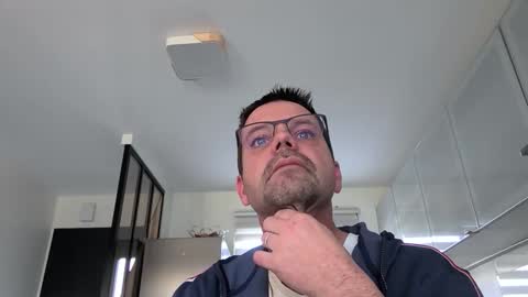 jhmec44000 online show from March 17, 8:39 am