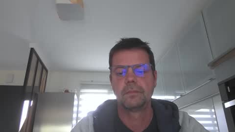 jhmec44000 online show from May 11, 4:26 pm