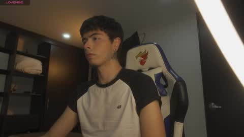 Snapshot of jhn_morghan chatting on October 16, 1:06 am Morghan online show from October 16, 1:06 am