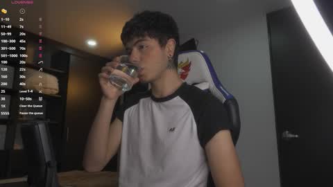 Snapshot of jhn_morghan chatting on October 16, 11:17 pm Morghan online show from October 16, 11:17 pm